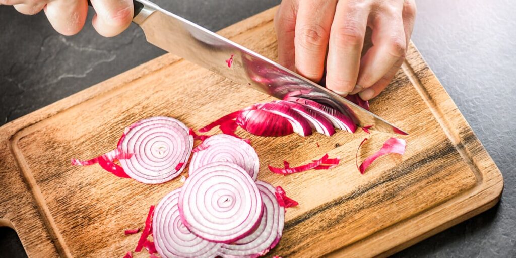 How To Store Peeled Or Cut Onions?