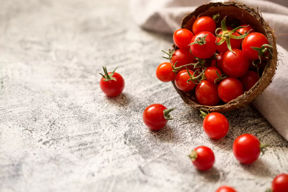 How to Preserve Cherry Tomatoes